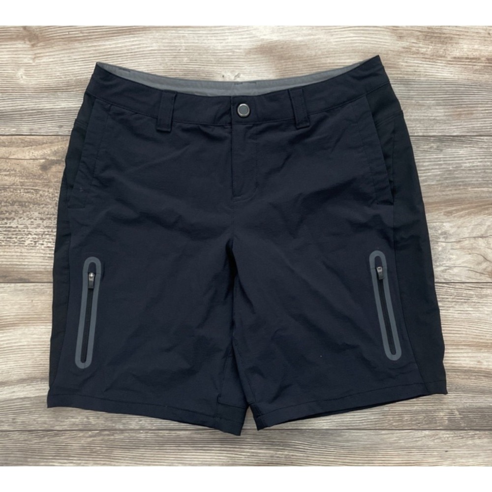 REI Co-Op Womens Size 4 Black Hiking Cargo Shorts Lightweight Bermuda Outdoor